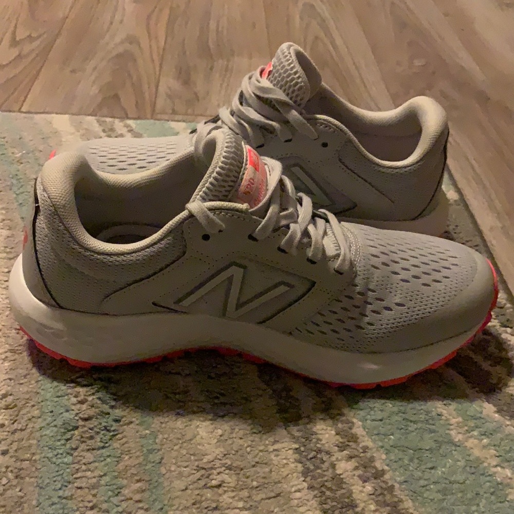 Womens athletic shoes
